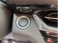 Vehicle Thumb #26