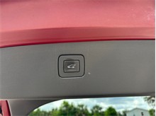 Vehicle Thumb #43