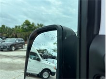 Vehicle Thumb #14