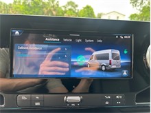 Vehicle Thumb #29