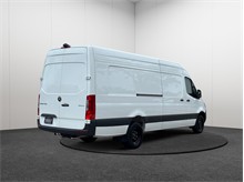 Vehicle Thumb #9