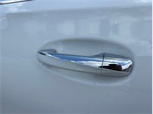 Vehicle Thumb #19