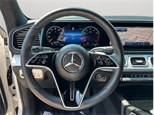 Vehicle Thumb #28