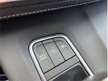 Vehicle Thumb #37