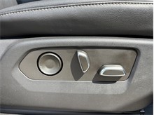 Vehicle Thumb #50