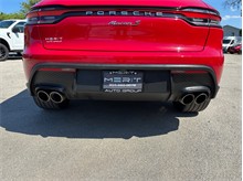Vehicle Thumb #17