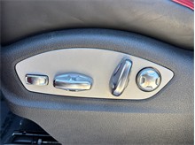 Vehicle Thumb #20