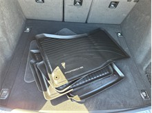 Vehicle Thumb #53