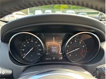Vehicle Thumb #27
