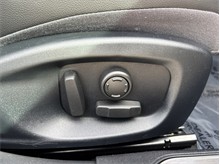 Vehicle Thumb #48