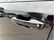 Vehicle Thumb #15