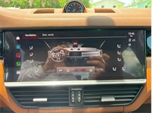 Vehicle Thumb #36