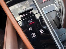 Vehicle Thumb #37