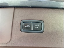 Vehicle Thumb #55