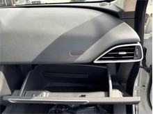 Vehicle Thumb #50