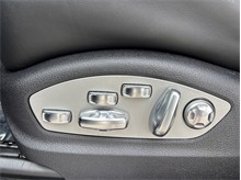 Vehicle Thumb #20