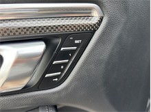 Vehicle Thumb #23