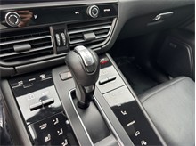 Vehicle Thumb #38