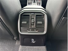 Vehicle Thumb #42