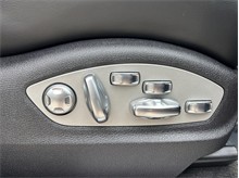 Vehicle Thumb #47
