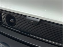 Vehicle Thumb #15