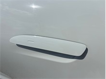 Vehicle Thumb #18