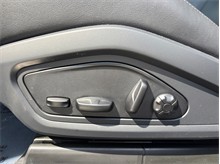 Vehicle Thumb #21