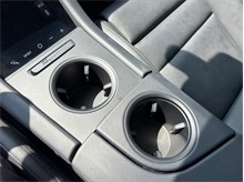 Vehicle Thumb #37