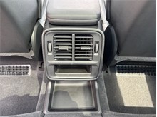 Vehicle Thumb #42