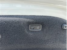 Vehicle Thumb #51