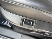 Vehicle Thumb #24