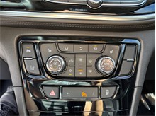 Vehicle Thumb #34