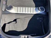 Vehicle Thumb #41
