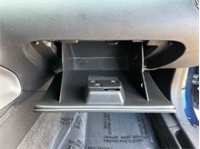 Vehicle Thumb #24