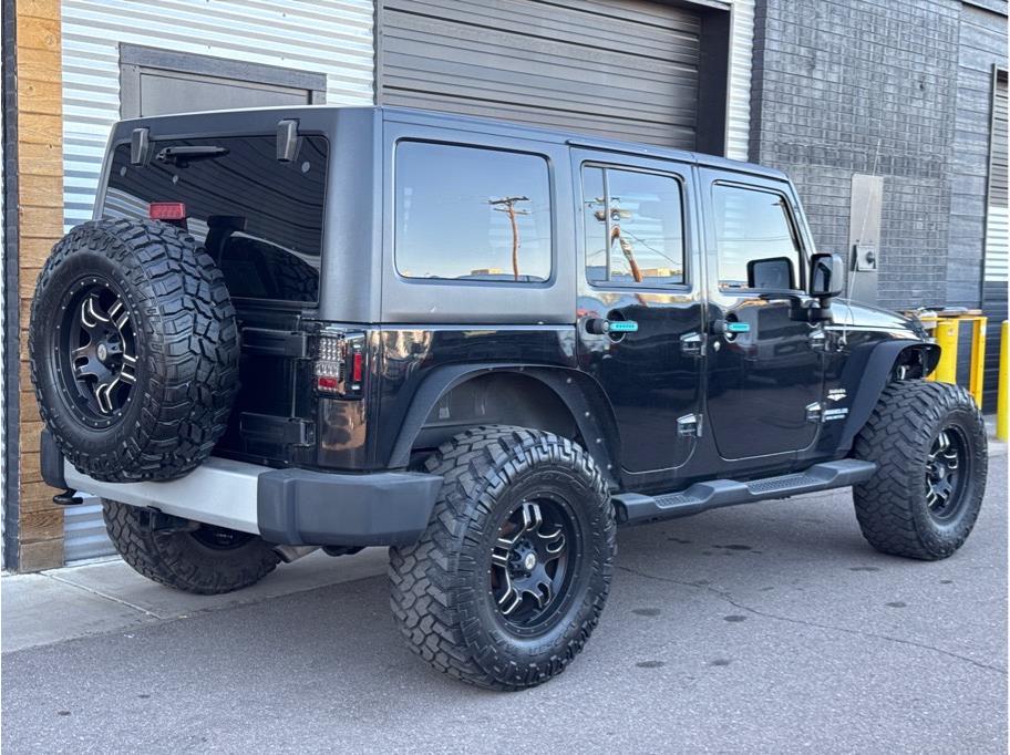 2013 Jeep Wrangler Unlimited Sahara - Photo 10