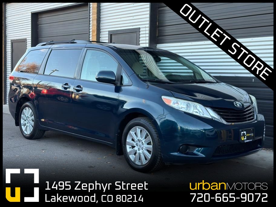 2012 Toyota Sienna LE