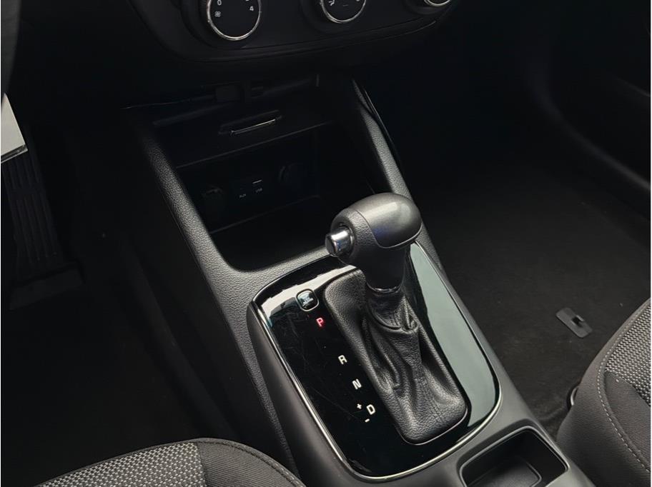 2017 Kia Forte5 LX - Photo 17