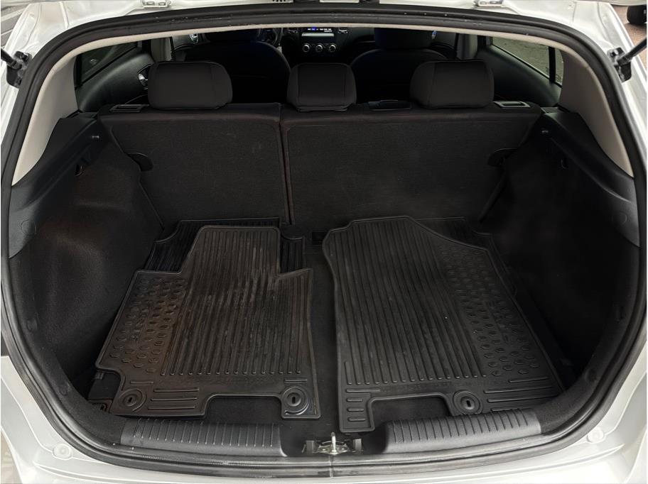2017 Kia Forte5 LX - Photo 20