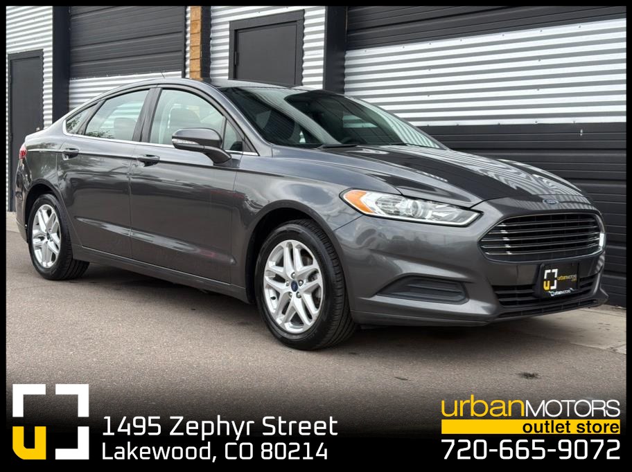 2015 Ford Fusion SE FWD's photo