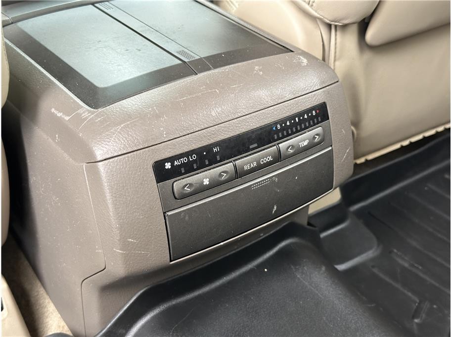 2004 Lexus GX 470 - Photo 18