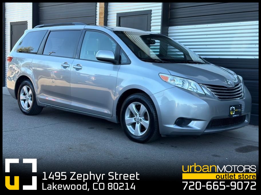 2015 Toyota Sienna LE