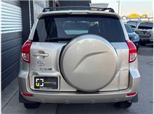 Vehicle Thumb #9