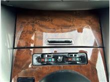 Vehicle Thumb #19