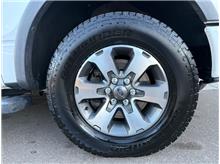 Vehicle Thumb #26