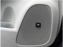 Vehicle Thumb #19