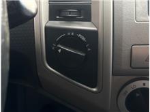 Vehicle Thumb #18