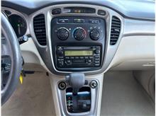 Vehicle Thumb #17
