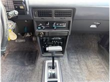 Vehicle Thumb #14