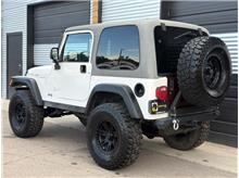 Vehicle Thumb #7