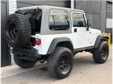 Vehicle Thumb #9